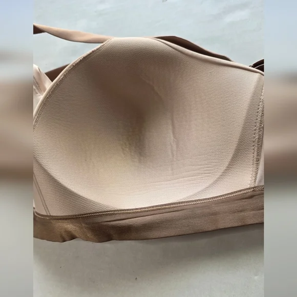 ThirdLove Nude and Tan Wireless Sports Bra - Picture 8 of 11